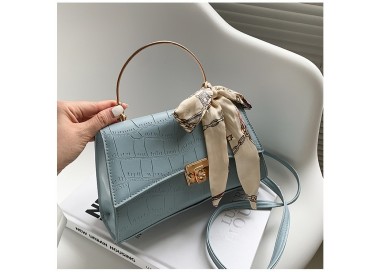 Sac à main chic bleu