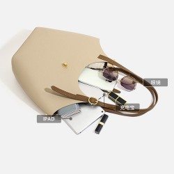 Sac bandoulière en similicuir beige